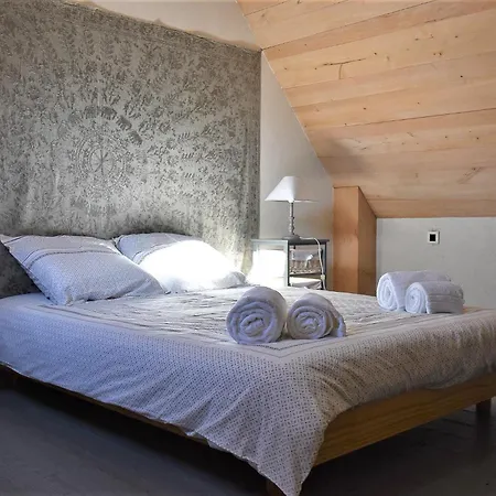Les Oiseaux De Belcastel, Vacances Deconnectees *